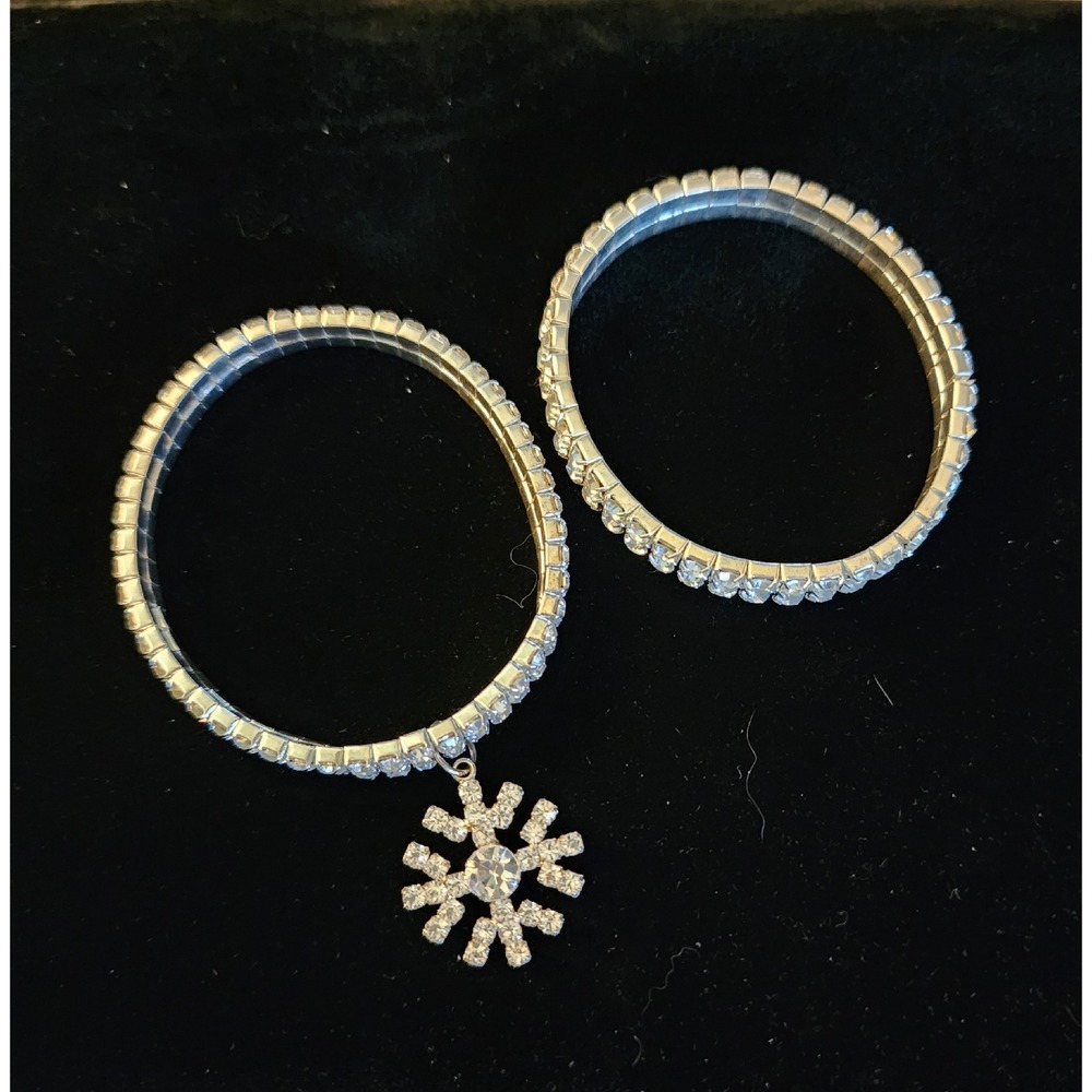 Rhinestone Bangle Bracelet Set Snowflake Charm Holiday‎ Party Silver Tone